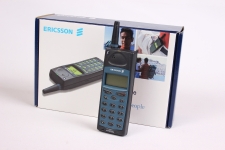 Mobilní telefon Ericsson