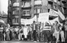 Fotó a Bős-nagymarosi vízlépcső elleni tüntetésről