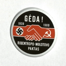 Ženklelis, skirtas Ribentropo-Molotovo pakto 50-mečiui paminėti