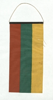 A. Bandzos trispalvė vėliavėlė 